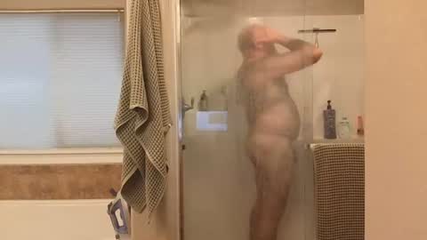 Snapshot of hairydaddreams chatting on 08-06-26, 01:46 hairydaddreams online show from 08-06-26, 01:46