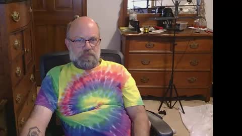 HairyDaddyBear69 online show from 10-18-25, 03:35