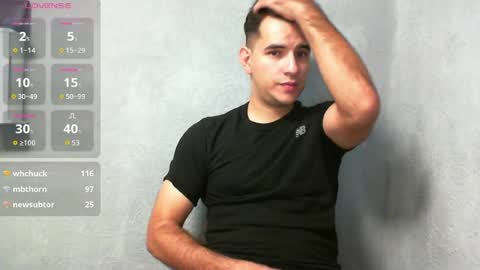 Snapshot of hairyeffect chatting on 06-20-26, 04:26 Damian online show from 06-20-26, 04:26