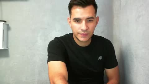 Snapshot of hairyeffect chatting on 06-21-26, 06:10 Damian online show from 06-21-26, 06:10
