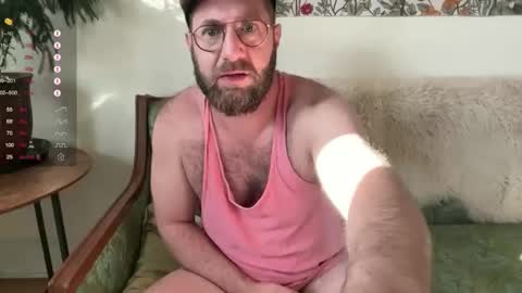 Snapshot of hairyfitguy444 chatting on 11-27-25, 07:16 Harry Fit Big Bro Dad Sir online show from 11-27-25, 07:16