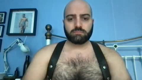 Snapshot of hairyleatherguy chatting on 02-12-25, 12:01 Hairy Guy online show from 02-12-25, 12:01