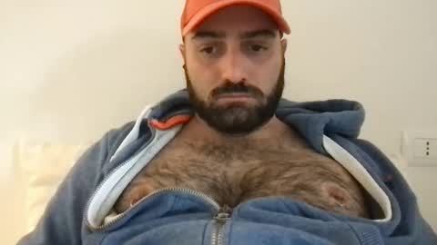 Snapshot of hairyleatherguy chatting on 10-03-25, 03:31 Hairy Guy online show from 10-03-25, 03:31