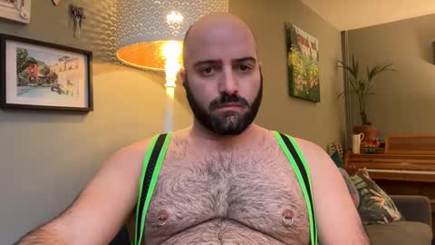 Snapshot of hairyleatherguy chatting on 11-04-25, 01:43 Hairy Guy online show from 11-04-25, 01:43