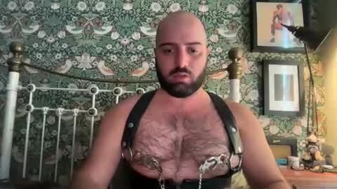 Snapshot of hairyleatherguy chatting on 02-25-26, 01:10 Hairy Guy online show from 02-25-26, 01:10