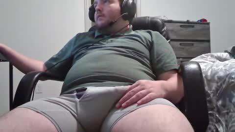 hairymikey online show from 11-04-25, 05:06