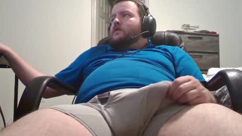 hairymikey online show from 05-12-26, 04:09