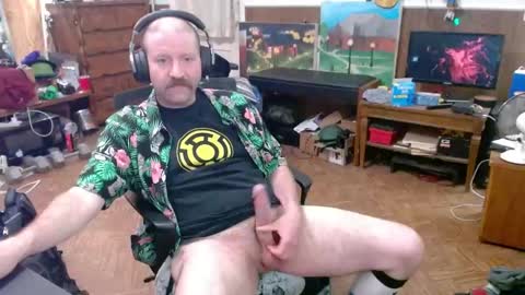 Snapshot of hairyoldperv chatting on 06-01-26, 05:31 Justin online show from 06-01-26, 05:31