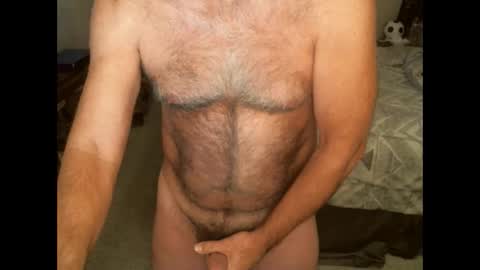 Hairy pecs online show from 03-11-25, 07:15