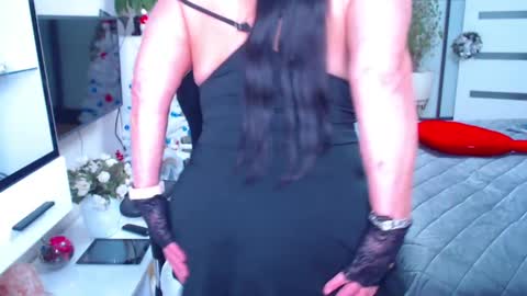 Snapshot of hairypussygranny chatting on 01-09-25, 12:52 Monika online show from 01-09-25, 12:52