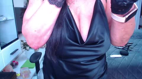 Snapshot of hairypussygranny chatting on 02-09-25, 08:44 Monika online show from 02-09-25, 08:44