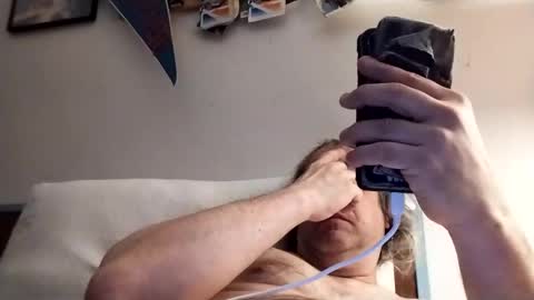 Snapshot of hairyspermballs chatting on 01-03-25, 06:03 Marty online show from 01-03-25, 06:03