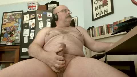 Ask me online show from 04-28-26, 12:21