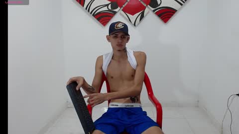 Snapshot of halan_demon chatting on 12-16-24, 08:20 halan_demon online show from 12-16-24, 08:20