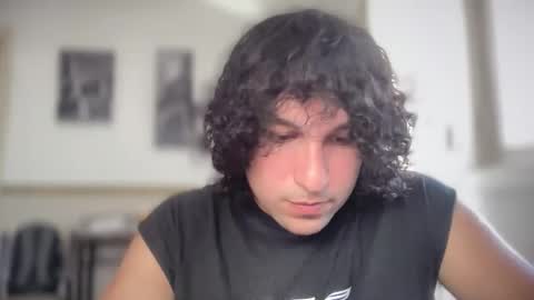 Snapshot of halfblood18 chatting on 12-21-25, 05:31 halfblood18 online show from 12-21-25, 05:31