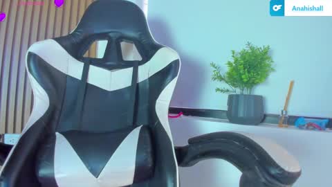 Anahis online show from 02-01-25, 10:13