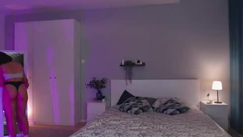 Mary online show from 10-01-25, 02:12