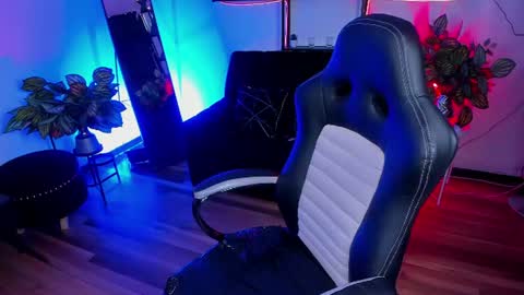 halley_ravenn online show from 07-22-26, 10:01