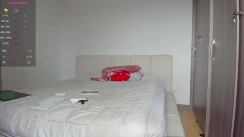 insta Laupalacio777Next stream 01th December online show from 11-04-25, 05:23