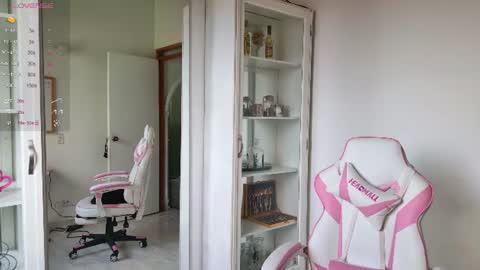 insta Laupalacio777Next stream 01th December online show from 06-12-26, 03:55