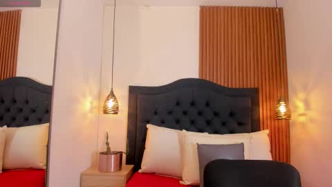 Snapshot of hamilton_1 chatting on 10-29-25, 09:38 Hamilton online show from 10-29-25, 09:38