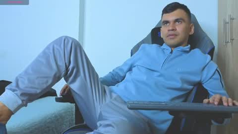 hamiltong12 online show from 04-23-26, 10:23