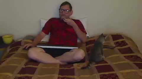 hammerthatthang73 online show from 10-10-25, 10:36