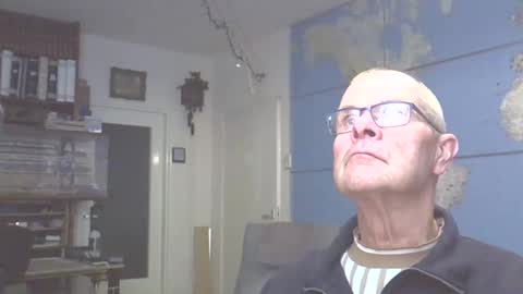 Prefer men 80 online show from 03-04-25, 09:00