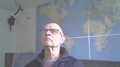 Prefer men 80 online show from 11-18-25, 02:43