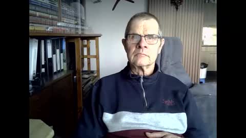 Prefer men 80 online show from 02-05-26, 03:16