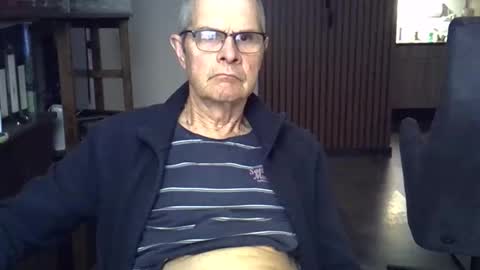 Prefer men 80 online show from 04-14-26, 10:05