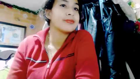 HANMy Dears make sure to follow me here create a FREE account if you dont have one and chat thank you. online show from 11-17-25, 04:18