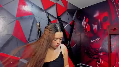 Hana and Zeta online show from 10-27-25, 12:20