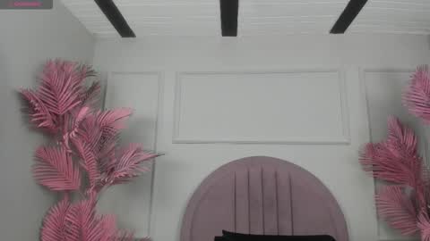 hanaahquinn online show from 11-19-25, 11:21