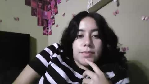 Snapshot of hanah_bakeer chatting on 05-19-26, 12:16 Hanah Montana Independent model online show from 05-19-26, 12:16