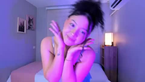 Hanna Lineros  online show from 06-16-26, 01:36