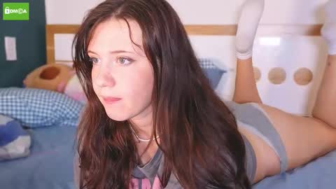 Snapshot of hanahwoods chatting on 10-03-25, 02:30 hanahwoods online show from 10-03-25, 02:30