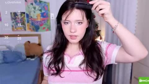 Snapshot of hanahwoods chatting on 11-30-25, 02:10 hanahwoods online show from 11-30-25, 02:10