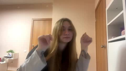 Alya online show from 05-11-26, 03:51