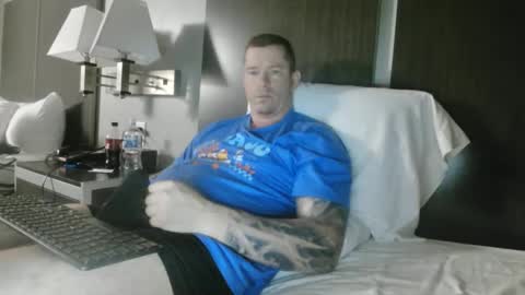 Snapshot of handofmeat11 chatting on 01-31-25, 12:18 Hand of meat online show from 01-31-25, 12:18