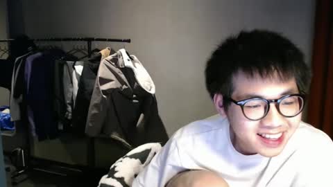 Snapshot of handsome_mannn chatting on 03-01-25, 07:37 handsome_mannn online show from 03-01-25, 07:37