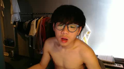 Snapshot of handsome_mannn chatting on 05-03-26, 09:59 handsome_mannn online show from 05-03-26, 09:59