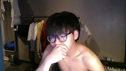 Snapshot of handsome_mannn chatting on 05-05-26, 08:17 handsome_mannn online show from 05-05-26, 08:17