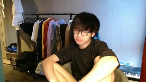 Snapshot of handsome_mannn chatting on 06-05-26, 06:57 handsome_mannn online show from 06-05-26, 06:57