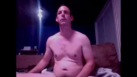 Snapshot of handsomeguy4ever chatting on 10-19-25, 02:34 handsomeguy4ever online show from 10-19-25, 02:34