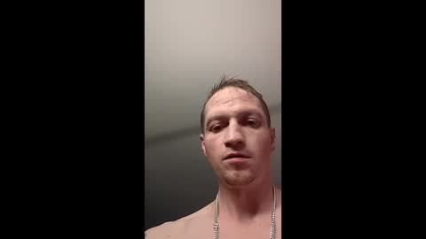 handsomerob42 online show from 03-06-26, 06:37