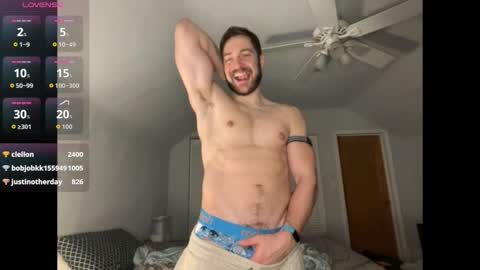 Snapshot of handsumhung chatting on 02-03-26, 01:37 handsumhung online show from 02-03-26, 01:37