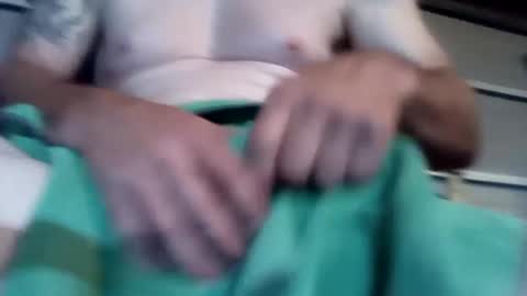 Snapshot of handsumload_11 chatting on 09-19-25, 01:07 handsumload_11 online show from 09-19-25, 01:07