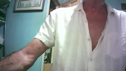 Snapshot of handymanforyou177322 chatting on 01-14-26, 01:00 handymanforyou177322 online show from 01-14-26, 01:00