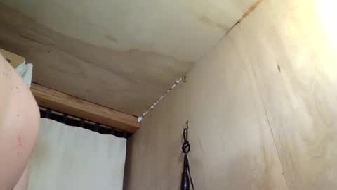 Snapshot of handywoody chatting on 02-01-26, 10:47 handywoody online show from 02-01-26, 10:47